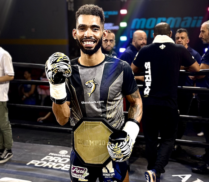 Neimar Almeida, atleta Thai Shark faz história e conquista o GP Áspera N1 em noite histórica para o Muaythai brasileiro