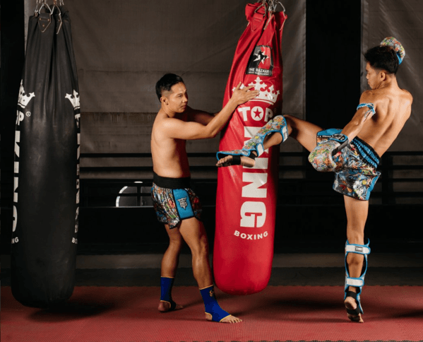 Economize a Longo Prazo: O Segredo da Durabilidade das Luvas Twins, Top King e Fairtex na Thai Shark - Thai Shark