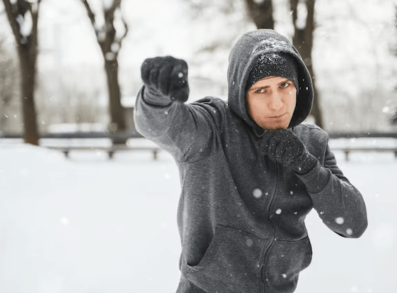 Treinamento de Artes Marciais em Diferentes Climas: Adaptando-se ao Ambiente para Máximo Desempenho - Thai Shark
